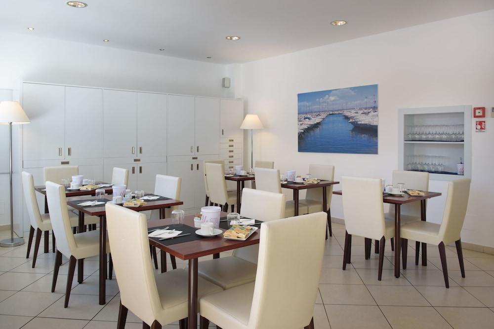Hotel Ristorante La Marina Mhotelsgroup San Bartolomeo Al Mare Extérieur photo