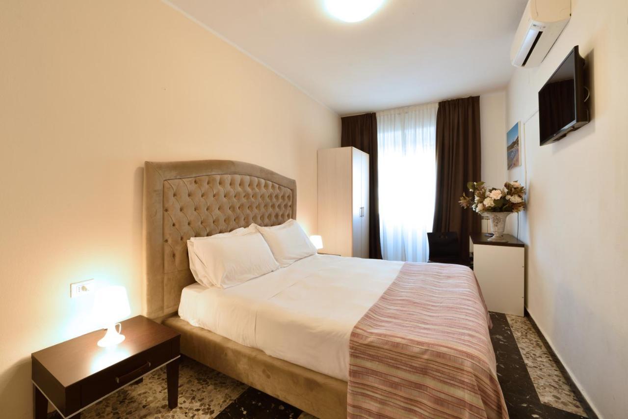 Hotel Ristorante La Marina Mhotelsgroup San Bartolomeo Al Mare Extérieur photo