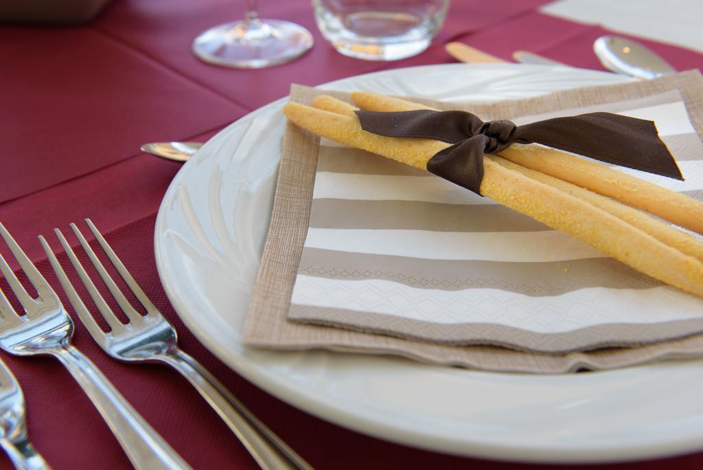 Hotel Ristorante La Marina Mhotelsgroup San Bartolomeo Al Mare Extérieur photo